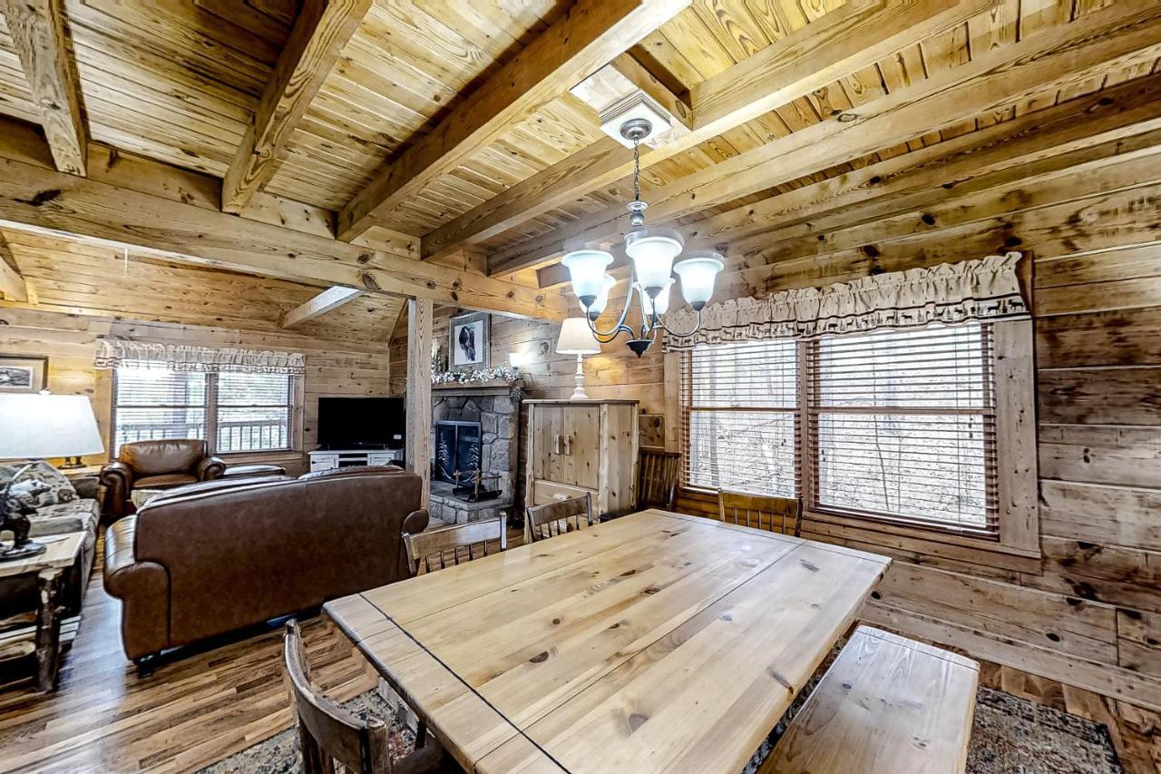 Villa Mountain Lion's Tales à Gatlinburg Extérieur photo