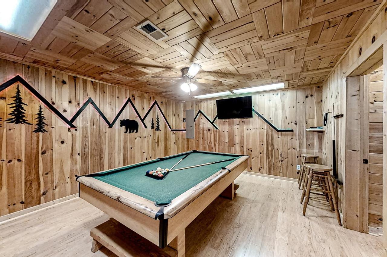 Villa Mountain Lion's Tales à Gatlinburg Extérieur photo