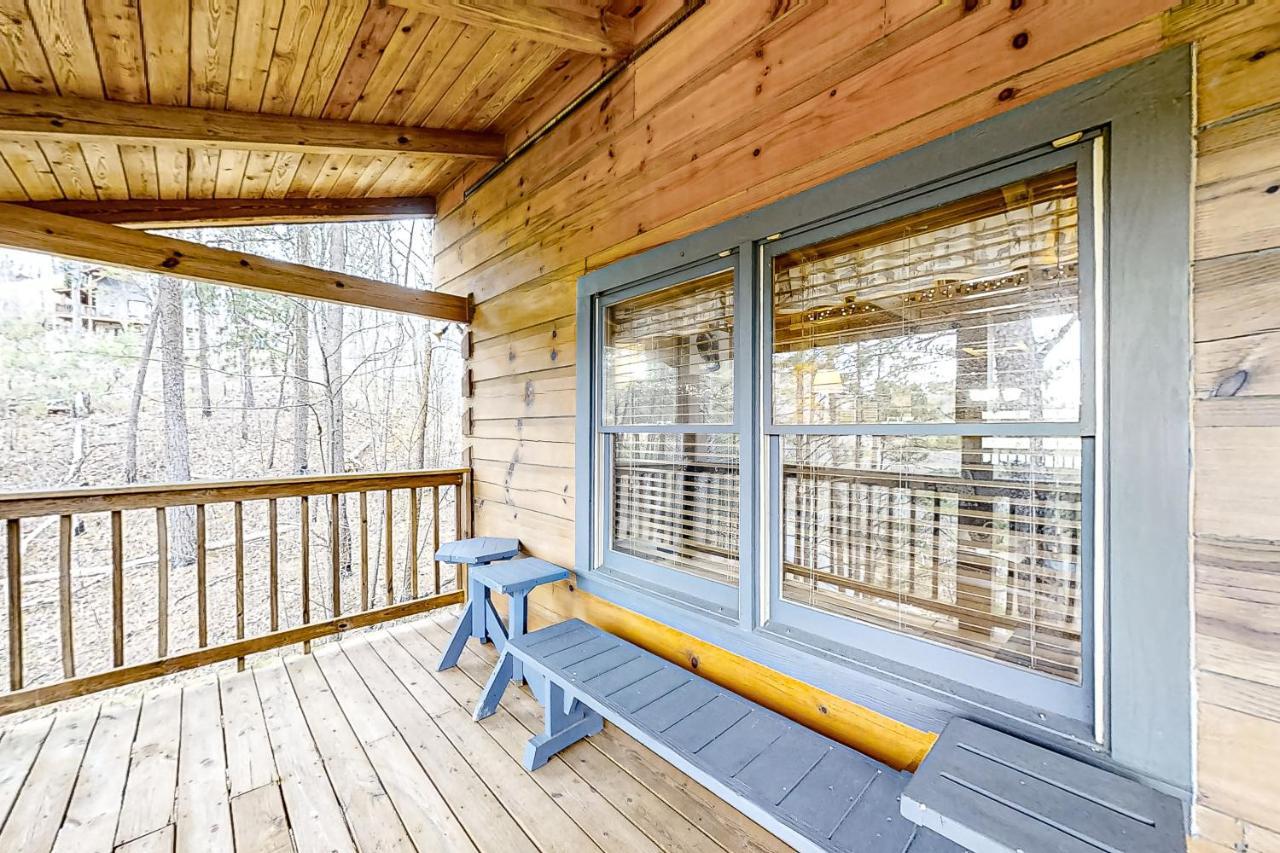 Villa Mountain Lion's Tales à Gatlinburg Extérieur photo